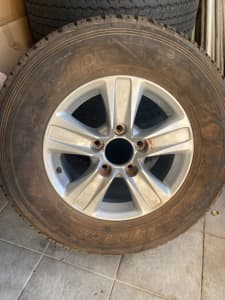 200 Series Tyres and Rims