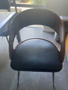 Dining chairs - SOLD - PENDING PICK UP