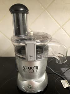 Veggie Bullet vegetable cutter and processor 