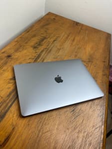Macbook Pro 2017 Model