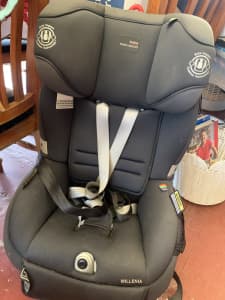 Baby car seat from 3 months to 3 years old