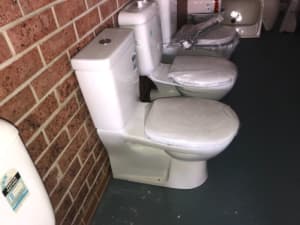 Stirling toilet suite