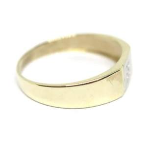 9ct Yellow Gold Diamond Ring Size V - 000500291305