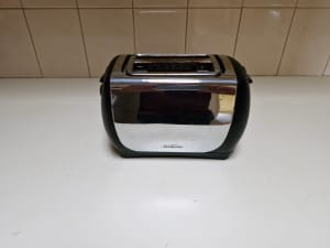 Toaster in good working order