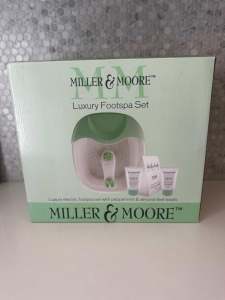 Miller & Moore luxury footspa in box - as new