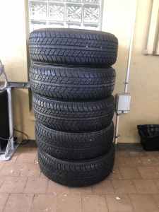 5 Tyres for sale