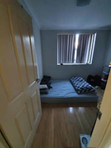 Room available in Westmead