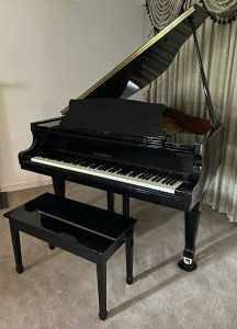 Kawai RX-1 Grand Piano