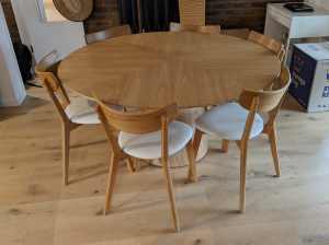 Designer Natural Ash 6 Seater Table Chairs