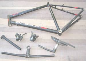 Apollo Exceed 10 Frame and Parts