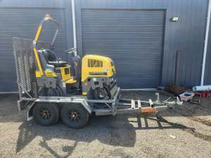 Dynapac CC900G 1.5T Smooth Drum roller with trailer