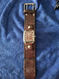 Mens vintage style leather watch bands and leather wrist bands.