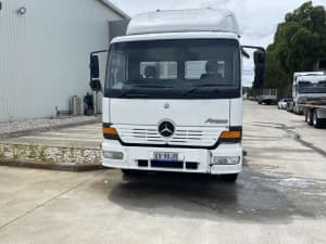 Mercedes-Benz Atego With Work