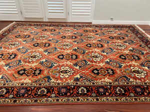 Stunning Persian Rug (Harize) **Reduced**