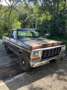 1979 FORD F100 All Others 3 SP AUTOMATIC 4X4 UTILITY, 3 seats