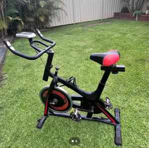 SPIN BIKE IN VERY GOOD WORKING ORDER