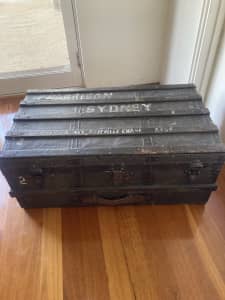 1900s antique travel trunk chest