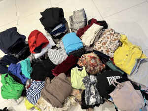 Wardrobe clean out ladies size 8 and a few size 10 a huge bundle