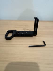 RRS L bracket for Sony A7R3