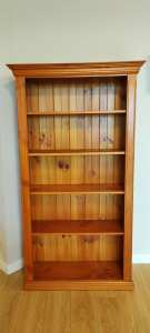 Free pine bookcase