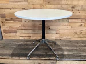 WHITE ROUND MEETING ROOM TABLE