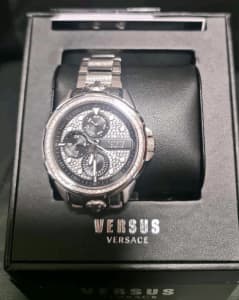 Mens silver Versace watch bnwt
