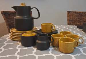Vintage Melitta tea coffee set 19 piece. Matt black/light brown glaze