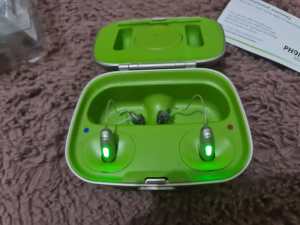 Hearing Aids Phonak Audeo B90-R - top of the range. L&R Rechargeable