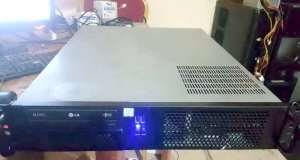 Computer Server Intel XEON E3-1230v5/16G Ram/SSD & 4TGb HDD in VGC