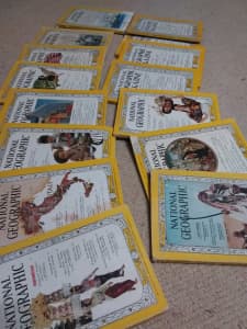 Old National Geographic magazines 