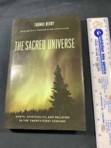 Book - The Sacred Universe, Earth, Spirituality in the 21st Century