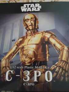 Star Wars C3PO model