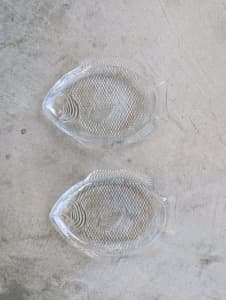 2 Arcoroc Clear Glass Fish Plates