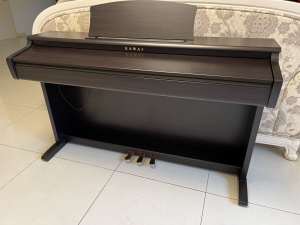 Kawai Digital Piano KDP-90 in excellent condition