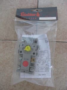 Hot water thermostat Robert Shaw brand with over temp reset