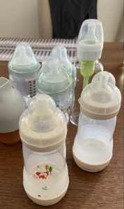 Baby bottle set for Newborn to 6 Months
