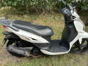 SYM 2015 moped for sale