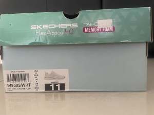 Skechers 4.0 Women’s White US11 Brand New in Box
