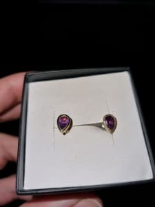 9ct yellow gold amethyst earrings with valuation