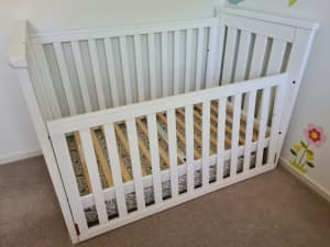 BOORI Adjustable COT in White with drop side.