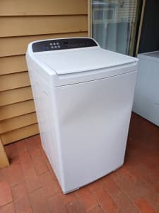Fisher and Paykel 7kg Top Loader Washing Machine
