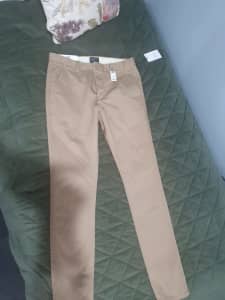 Brand New Industrie size 30 Mens Chinos