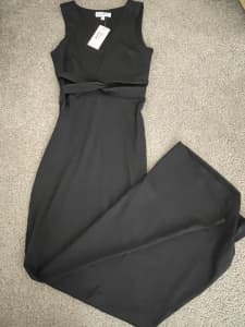 BNWT Size 8 Showpo Long Black Dress