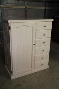 White wooden mini wardrobe/child wardrobe/tallboy can deliver