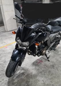 Kawasaki Z750 2005 Black - Powerful and quick bike for sale