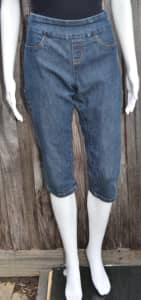 KATIES Blue Denim Long Shorts - Size 10 - EUC