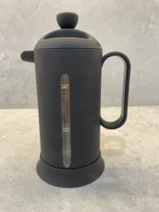 New matte black 2 cup coffee plunger