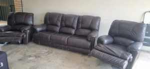 3 seater lounge with 2 single recliners leather