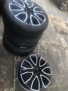 20” pdw rims x4 suit falcon and possibly commadore
