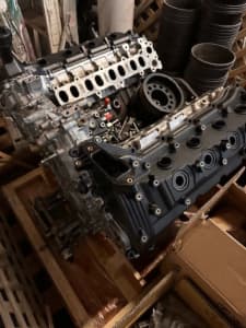 Toyota Landcruiser 200 Series Engine Diesel -For Rebuild